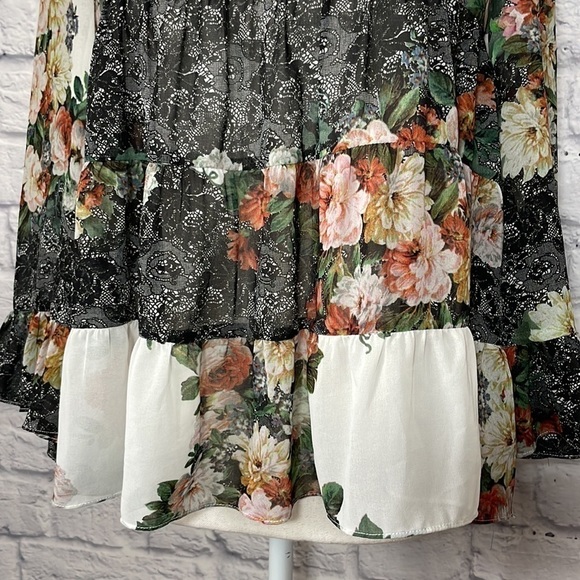 Darling Daphne Floral Print Sheer Top Size Small - Picture 5 of 14
